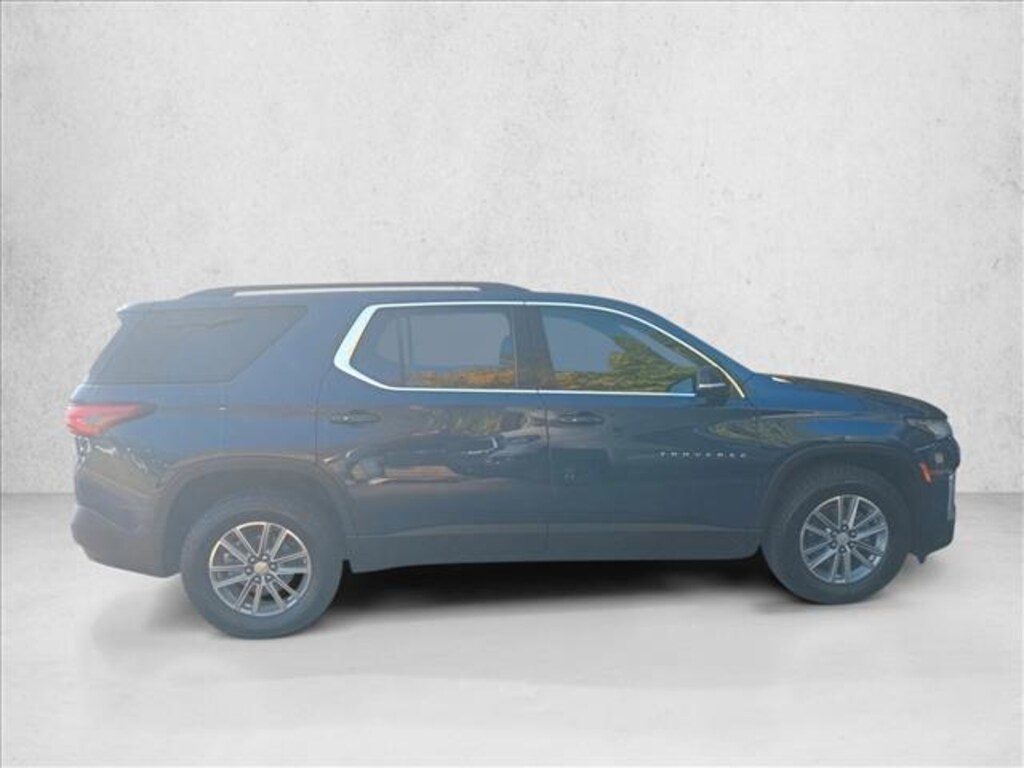 Used 2023 Chevrolet Traverse LT Cloth Sport Utility