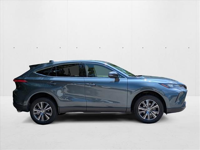 2022 Toyota Venza LE photo 4