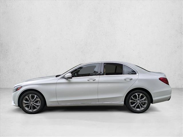 2015 Mercedes Benz C 300 Luxury photo 2