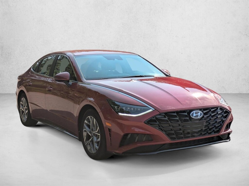 Used 2023 Hyundai Sonata SEL 4dr Car