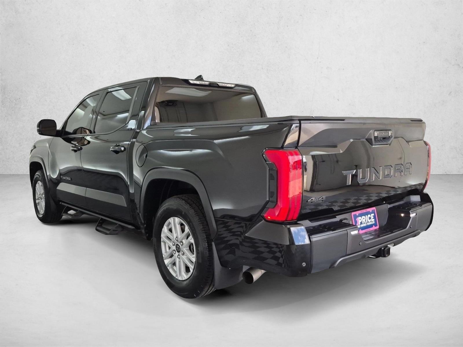 2022 Toyota Tundra SR5 - Photo 8