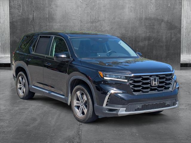 2023 Honda Pilot EX-L photo 3