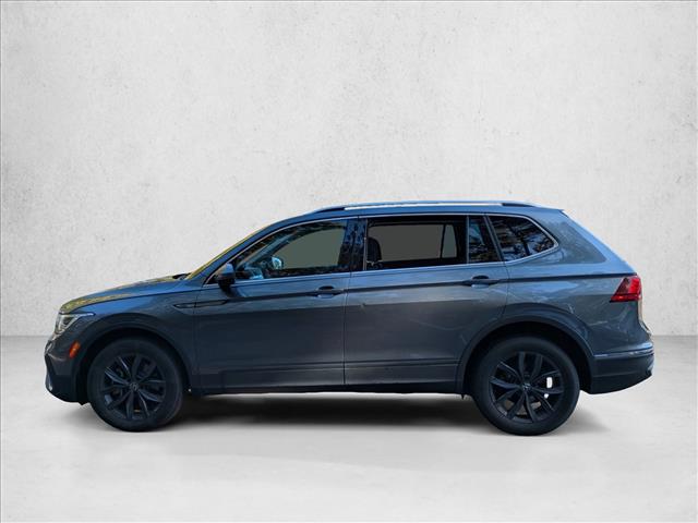 2022 Volkswagen Tiguan SE Sport photo 3