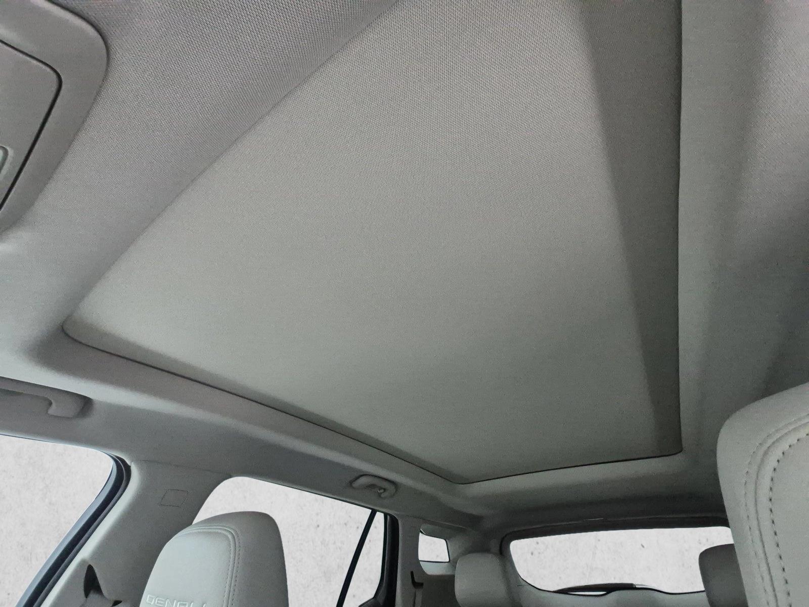 2024 GMC Terrain Denali - Photo 16