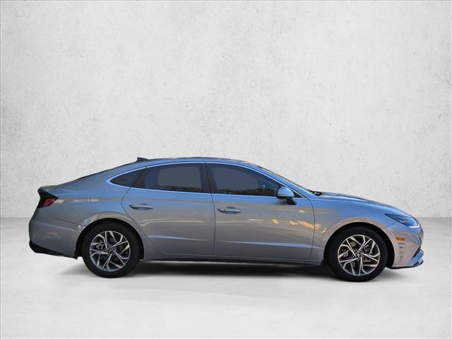 2023 Hyundai Sonata SEL photo 3