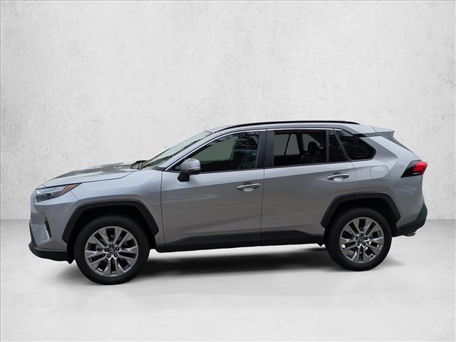 2023 Toyota RAV4 Limited photo 4