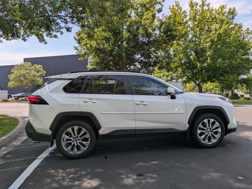 Used 2021 Toyota RAV4 XLE Premium Sport Utility