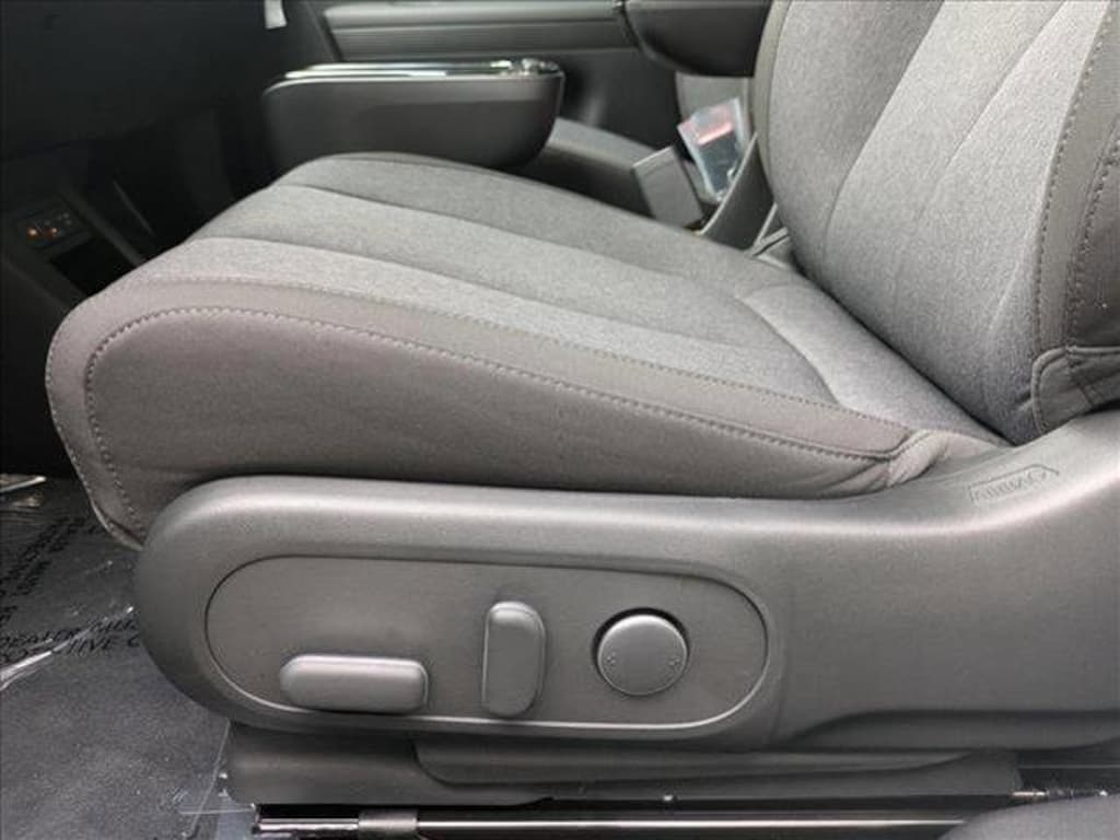 New 2025 Hyundai IONIQ 5 SE Sport Utility