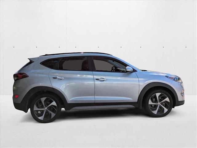 2018 Hyundai Tucson Limited Sport photo 3