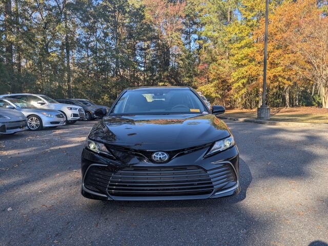 2023 Toyota Camry LE photo 2