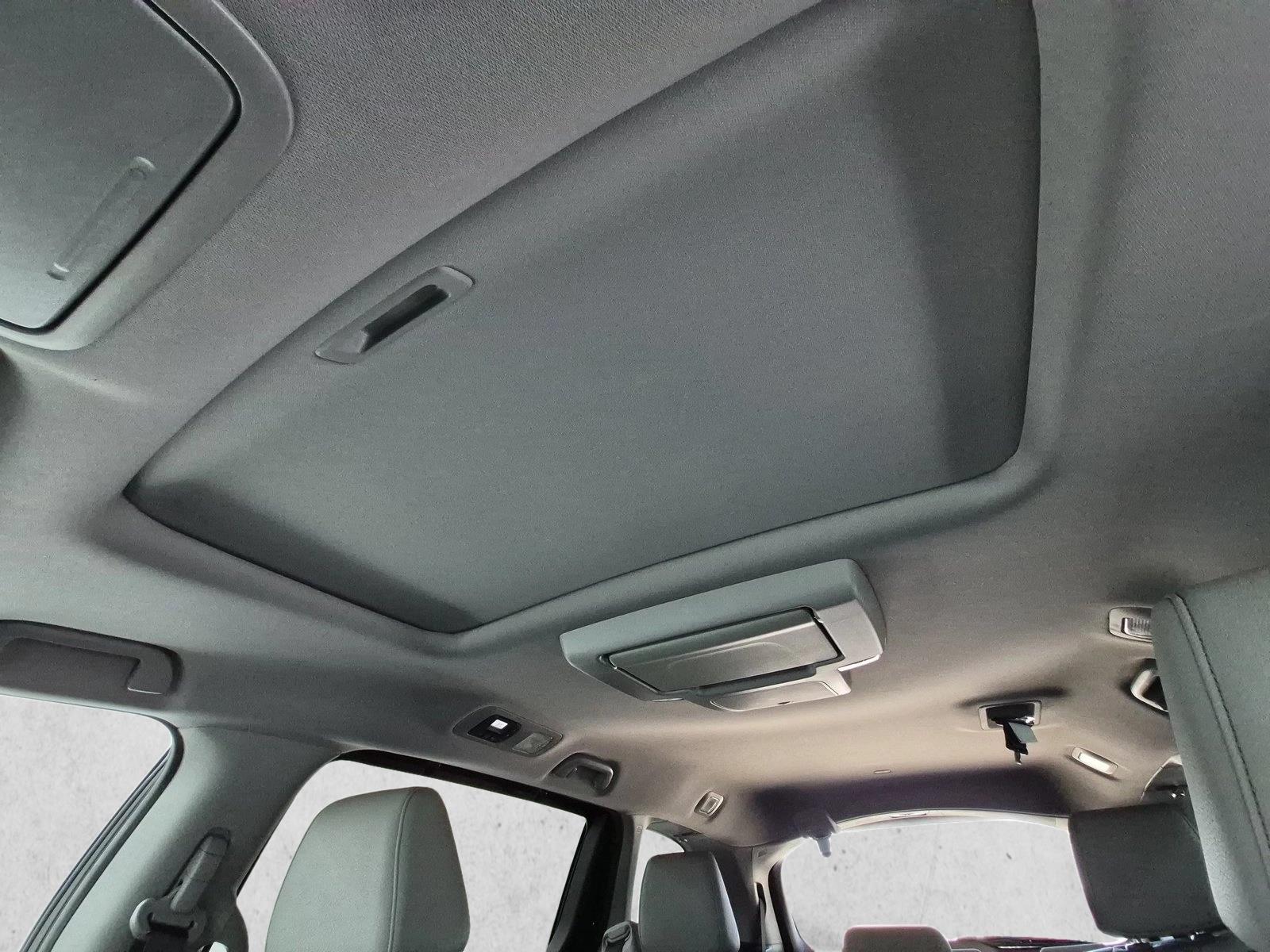 2021 Honda Odyssey Touring - Photo 16
