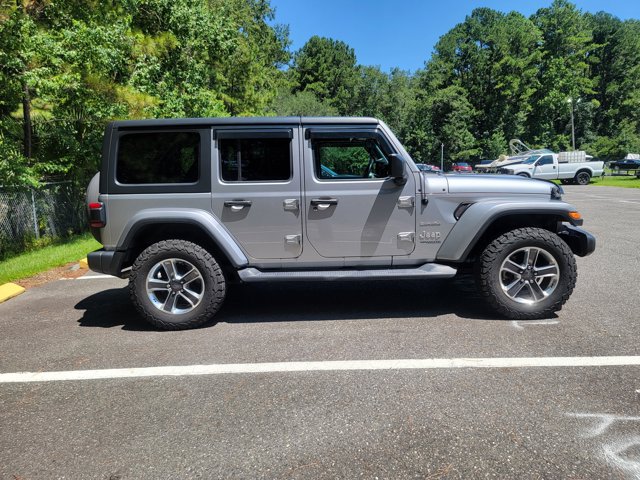 2019 Jeep Wrangler Sahara Sport photo 4