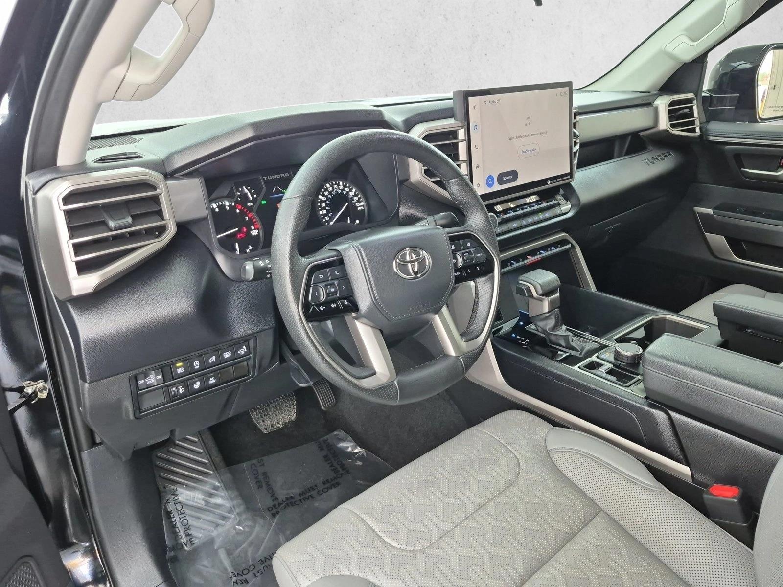 2022 Toyota Tundra SR5 - Photo 10