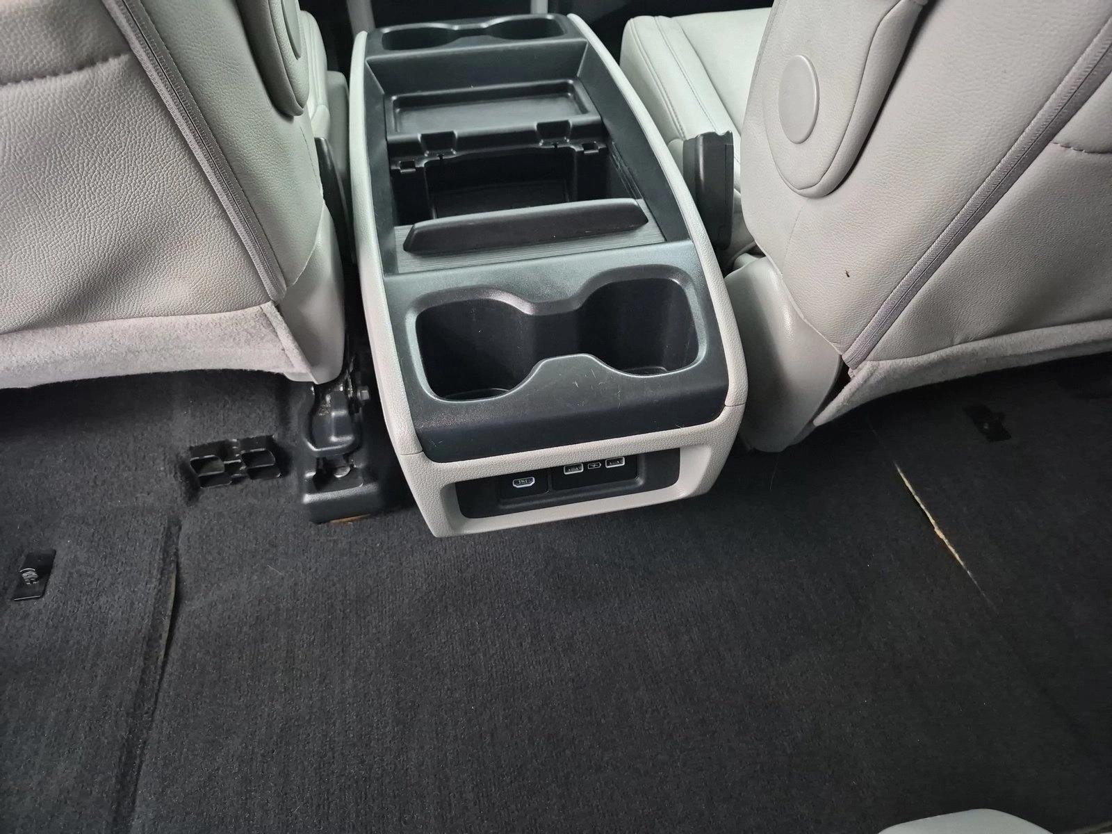 2021 Honda Odyssey Touring - Photo 19