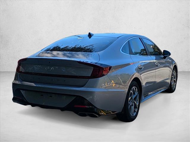 2023 Hyundai Sonata SEL photo 2