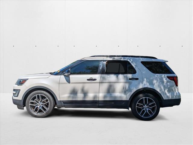 2016 Ford Explorer Sport photo 3