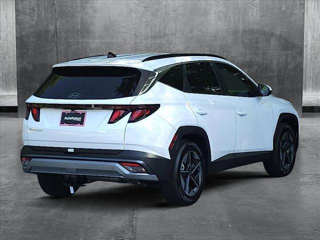 2025 Hyundai Tucson SEL photo 2