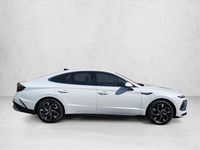 2024 Hyundai Sonata SEL photo 4