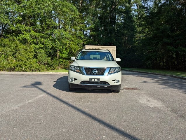 Used 2015 Nissan Pathfinder Platinum with VIN 5N1AR2MM8FC699884 for sale in Hardeeville, SC