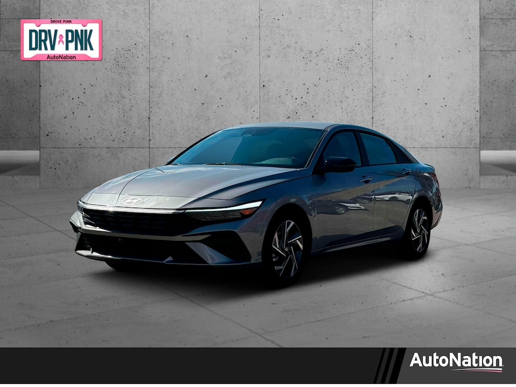 New 2025 Hyundai Elantra Hybrid SEL Sport 4dr Car