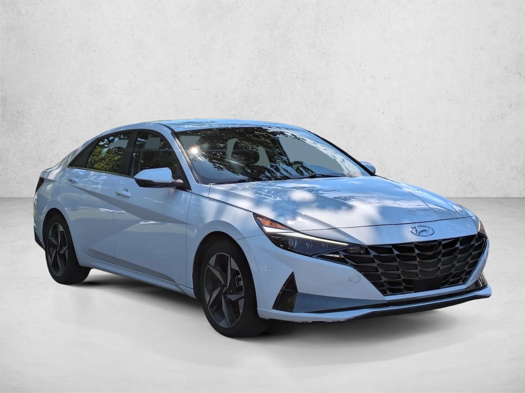 Used 2023 Hyundai Elantra Hybrid Limited 4dr Car