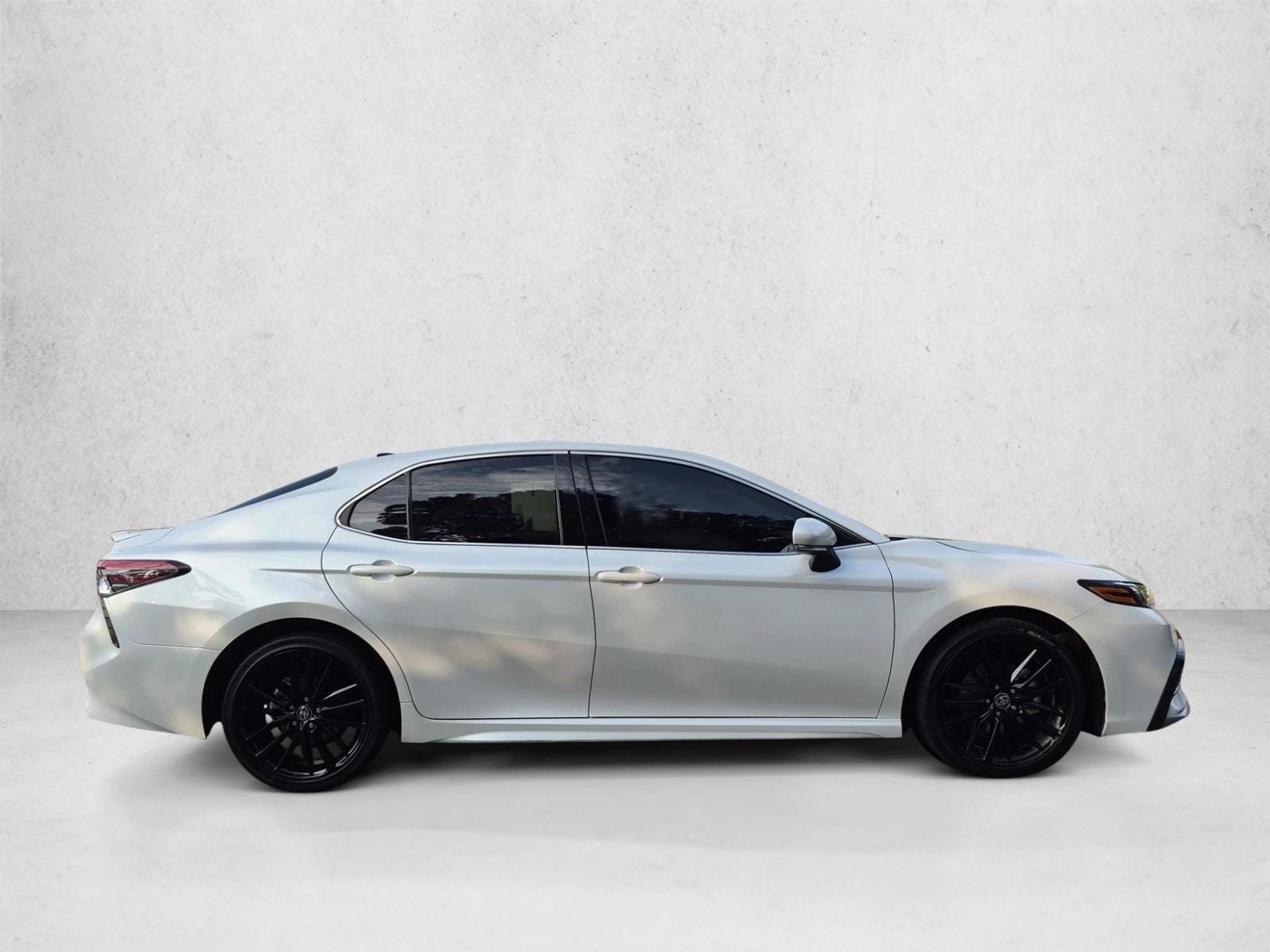 2024 Toyota Camry XSE - Photo 4