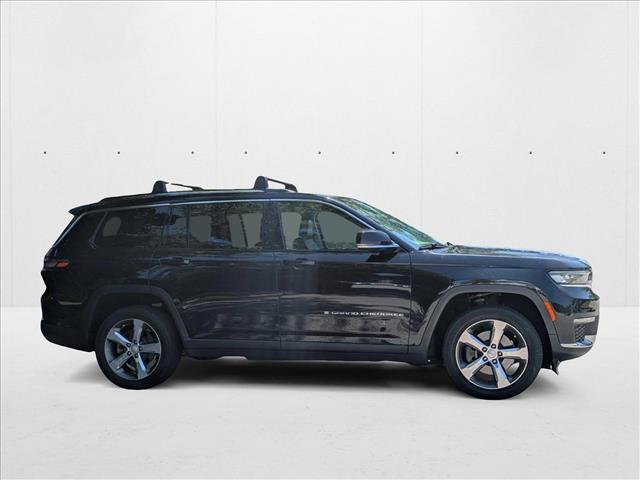 2021 Jeep Grand Cherokee Limited photo 2