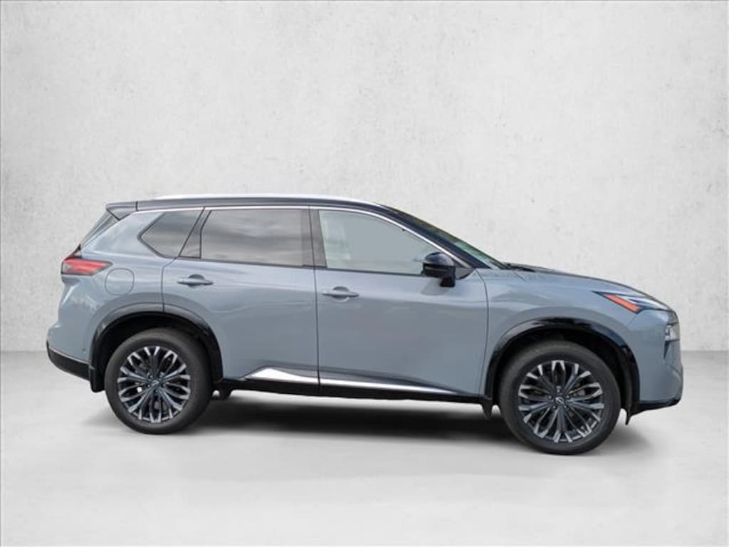 Used 2024 Nissan Rogue Platinum Sport Utility