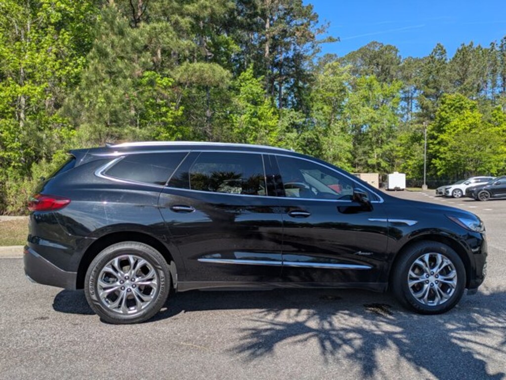 Used 2018 Buick Enclave Avenir Sport Utility