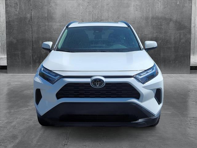 2024 Toyota RAV4 XLE photo 2