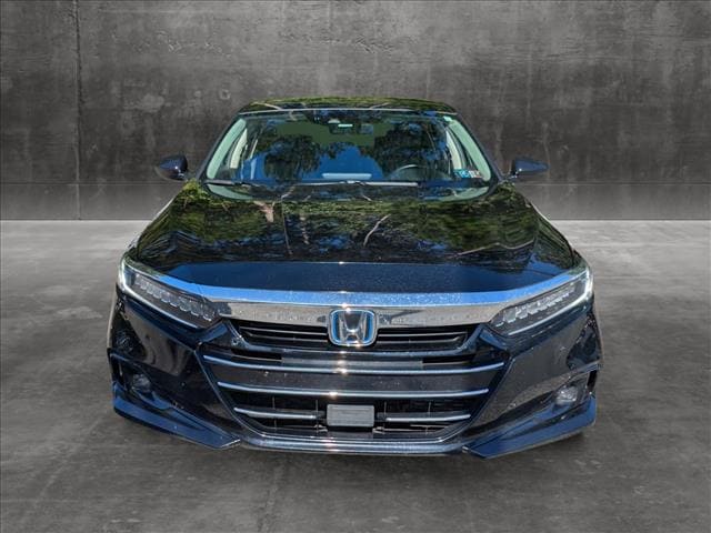 Used 2022 Honda Accord Hybrid Touring with VIN 1HGCV3F93NA008215 for sale in Hardeeville, SC