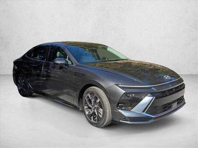 2024 Hyundai Sonata SEL photo 3