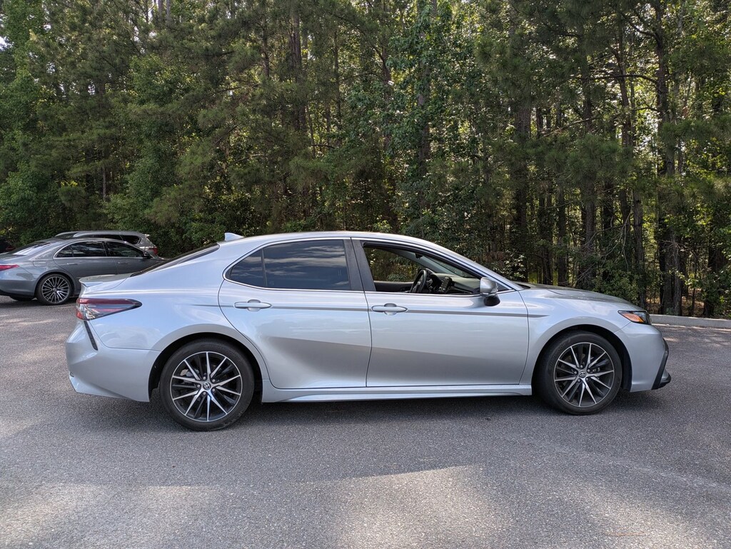 Used 2024 Toyota Camry SE 4dr Car