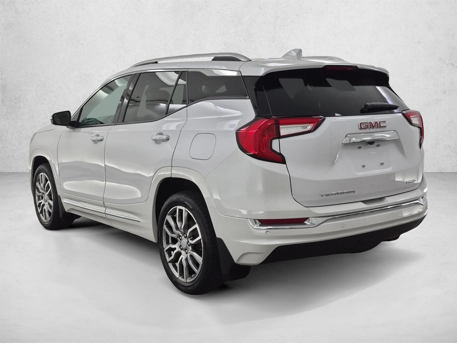 2024 GMC Terrain Denali - Photo 8