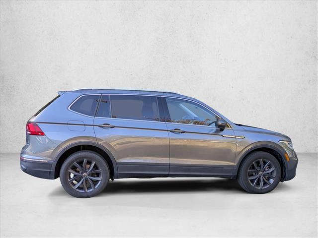 2022 Volkswagen Tiguan SE Sport photo 4