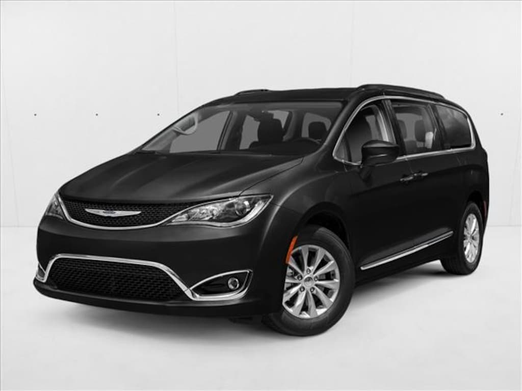 Used 2020 Chrysler Pacifica Limited Mini-van Passenger