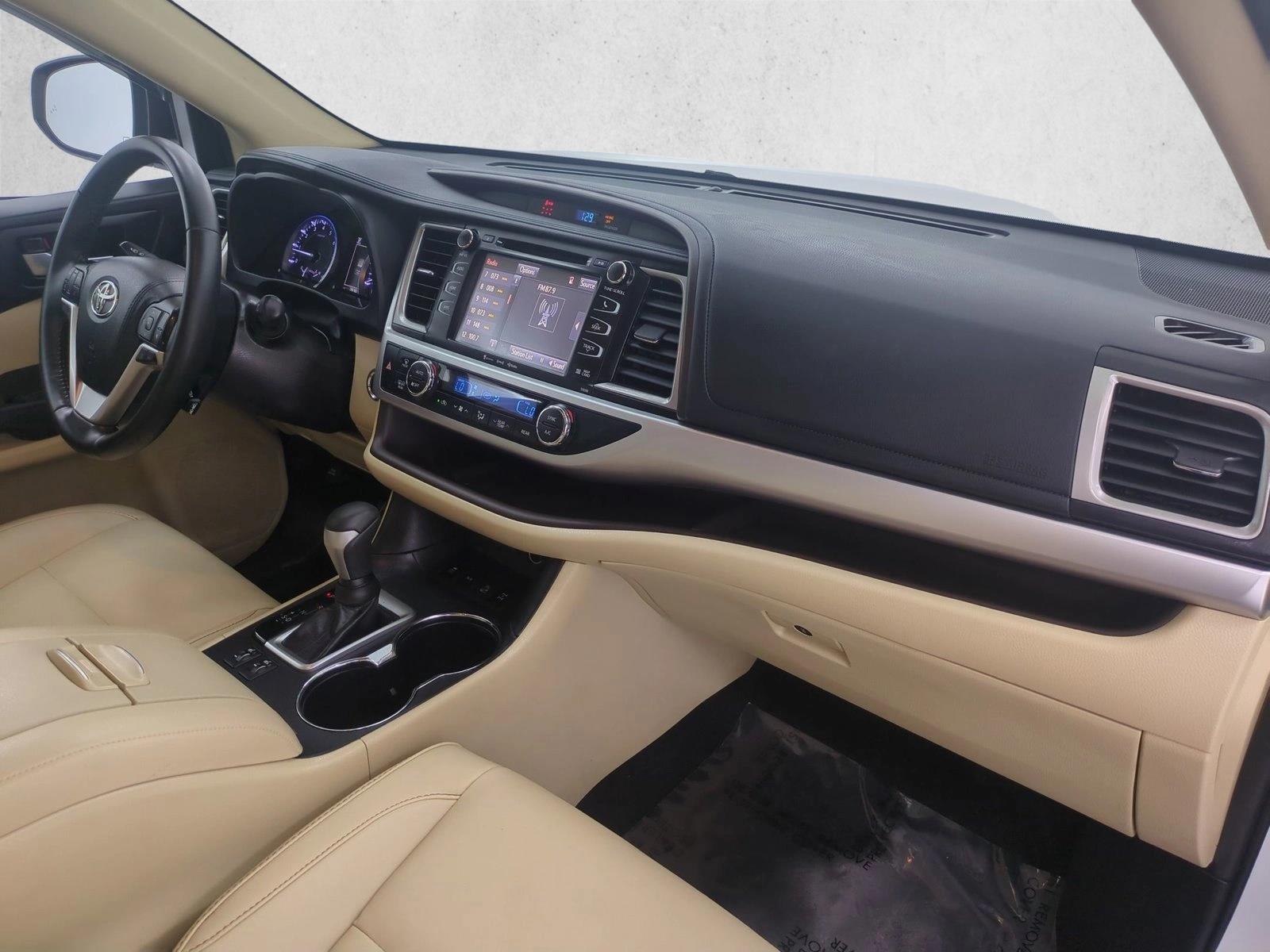 2019 Toyota Highlander XLE - Photo 26