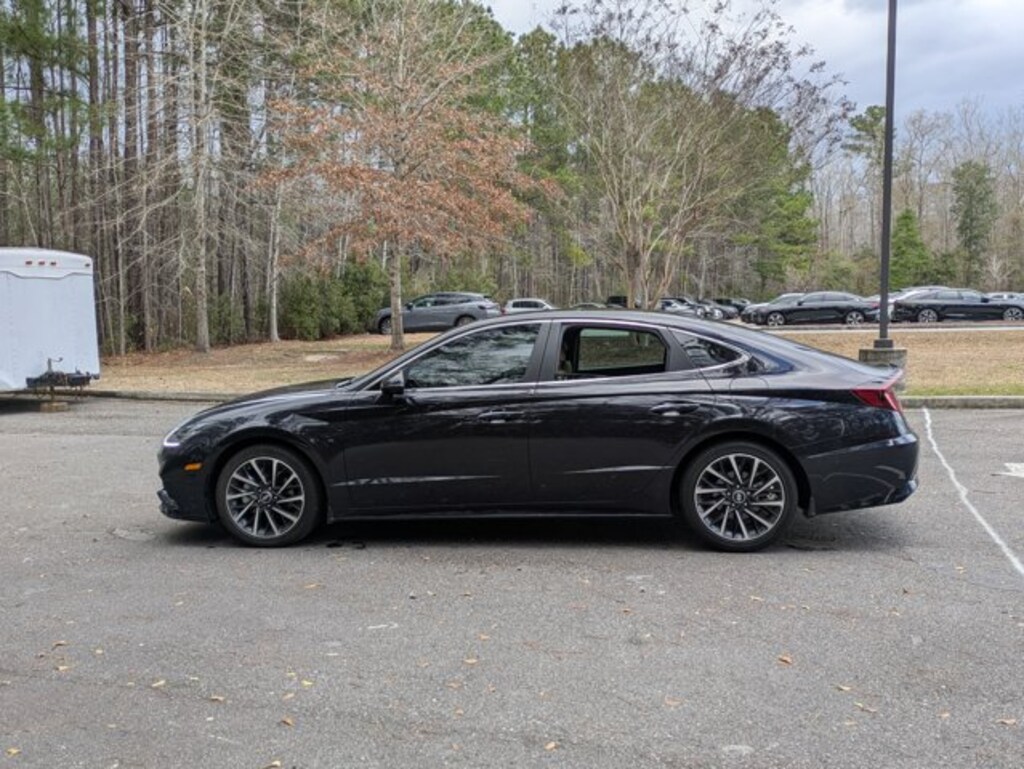 Certified 2023 Hyundai Sonata Limited 4dr Car