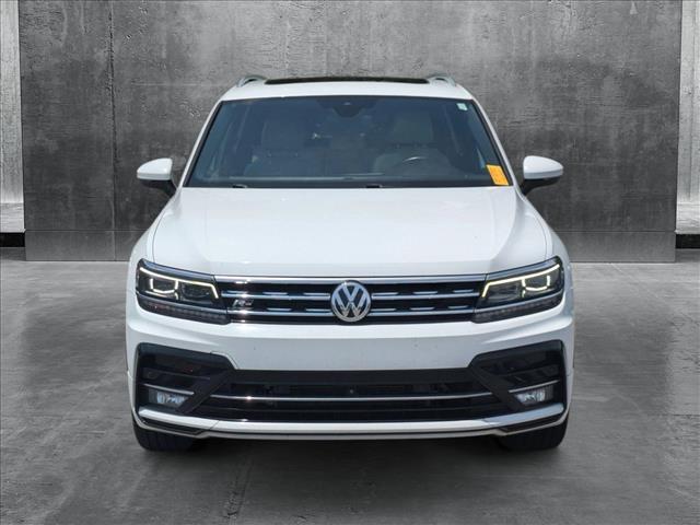2018 Volkswagen Tiguan SEL Premium photo 2