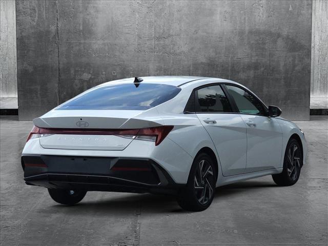 2025 Hyundai Elantra Hybrid Limited photo 2
