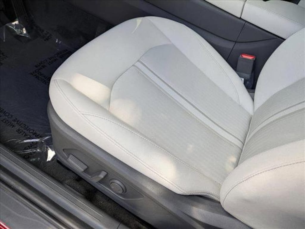 New 2025 Hyundai Sonata Hybrid SEL 4dr Car