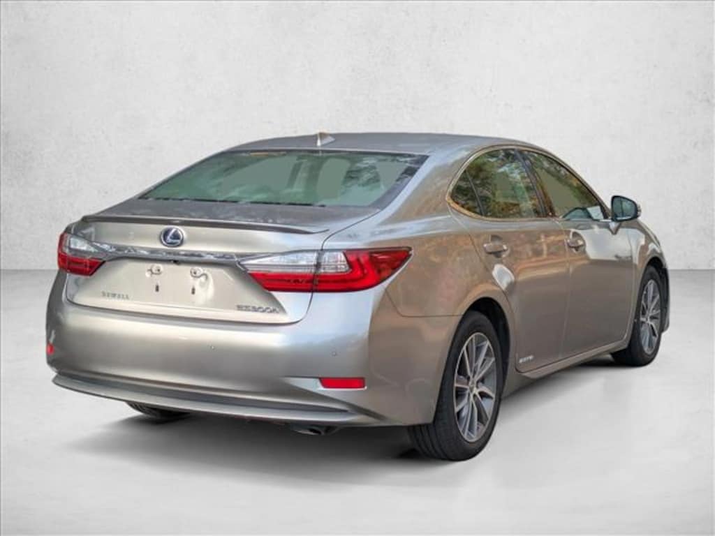 Used 2017 Lexus ES ES 300h 4dr Car