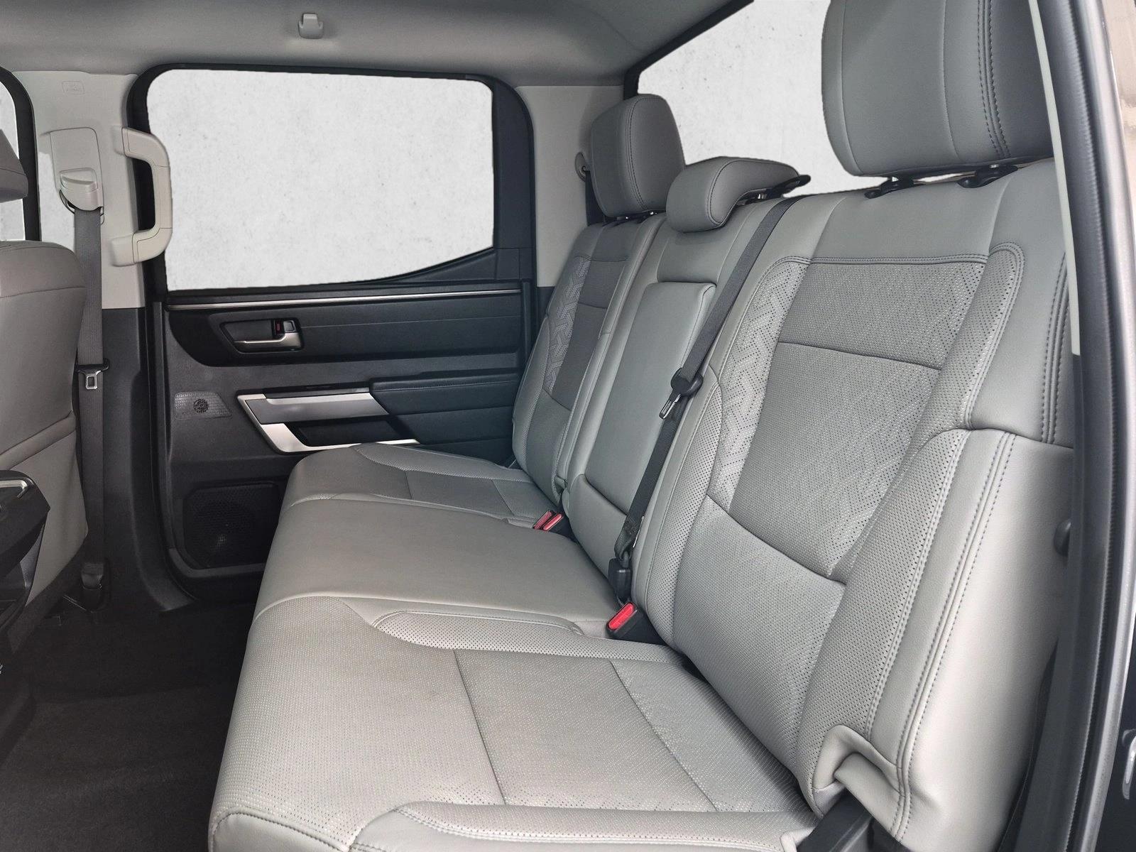 2022 Toyota Tundra SR5 - Photo 20