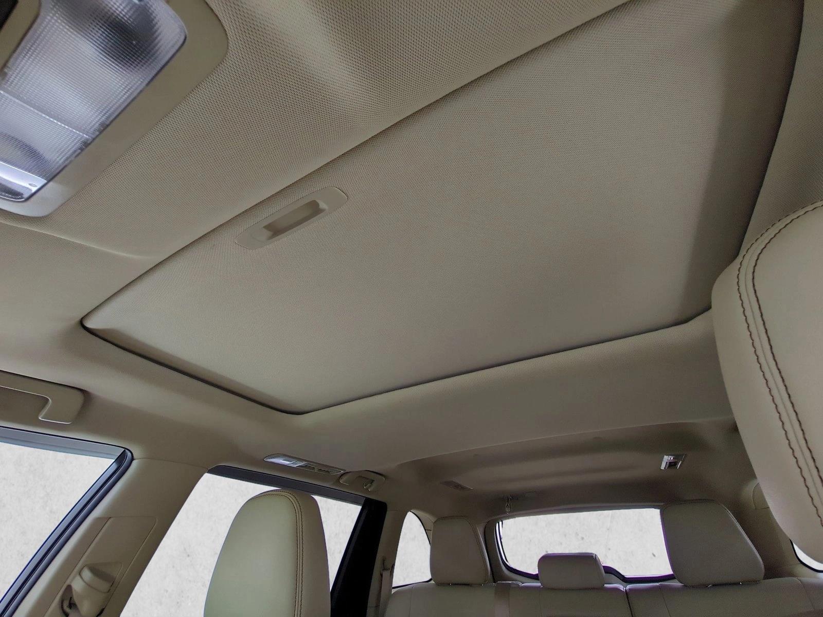 2019 Toyota Highlander XLE - Photo 16