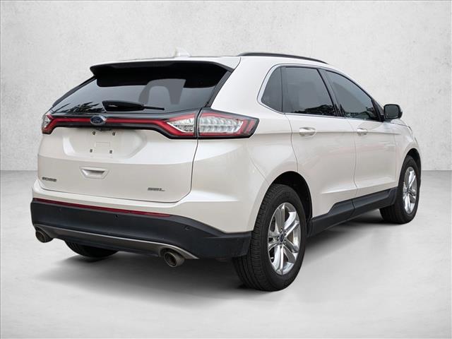 2017 Ford Edge SEL photo 2