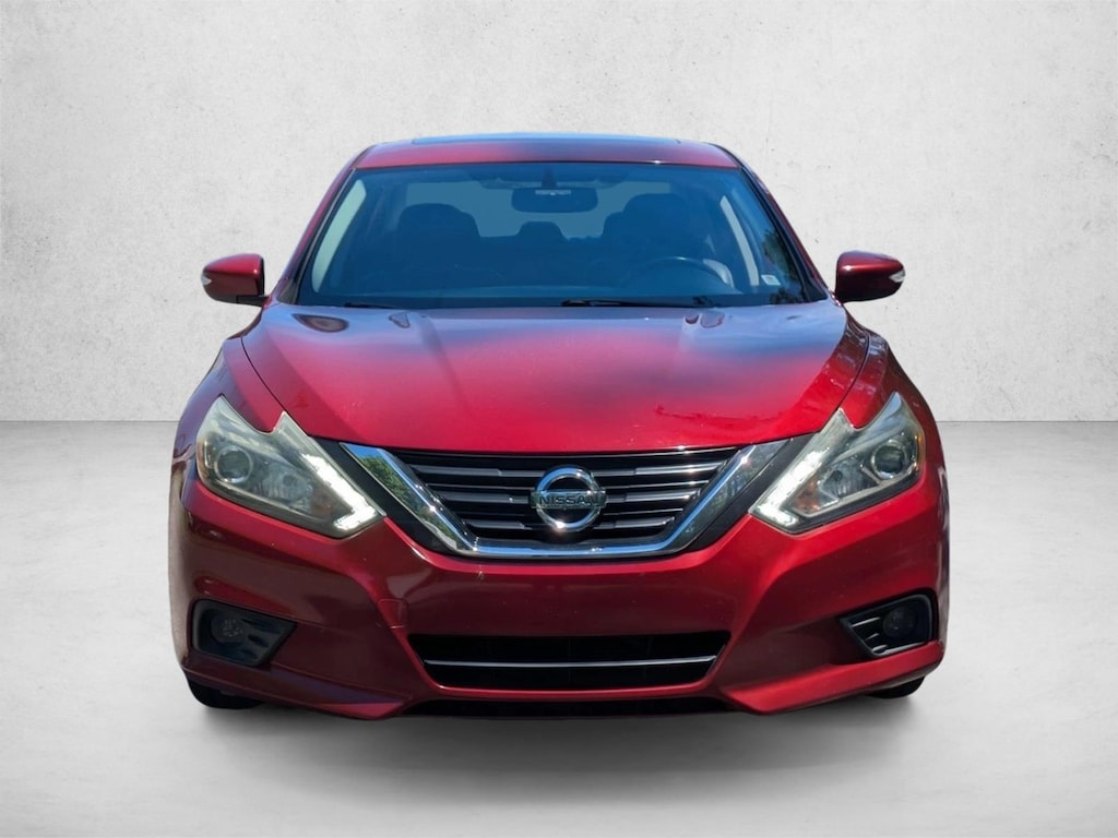 Used 2017 Nissan Altima 2.5 SL 4dr Car
