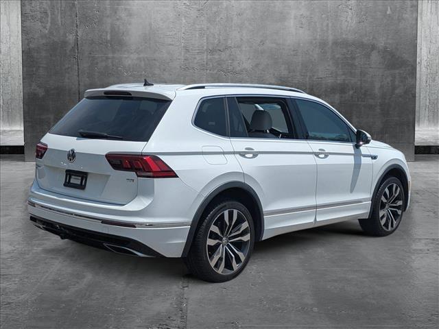 2018 Volkswagen Tiguan SEL Premium photo 4