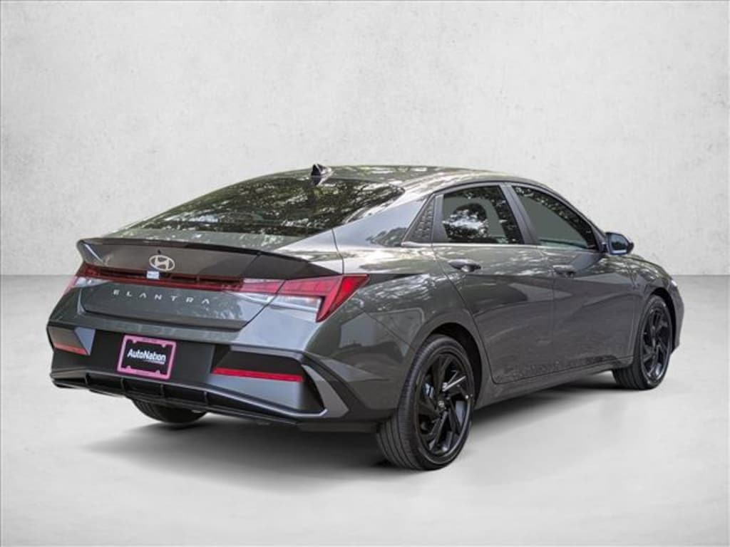 New 2026 Hyundai Elantra SEL Sport Premium 4dr Car