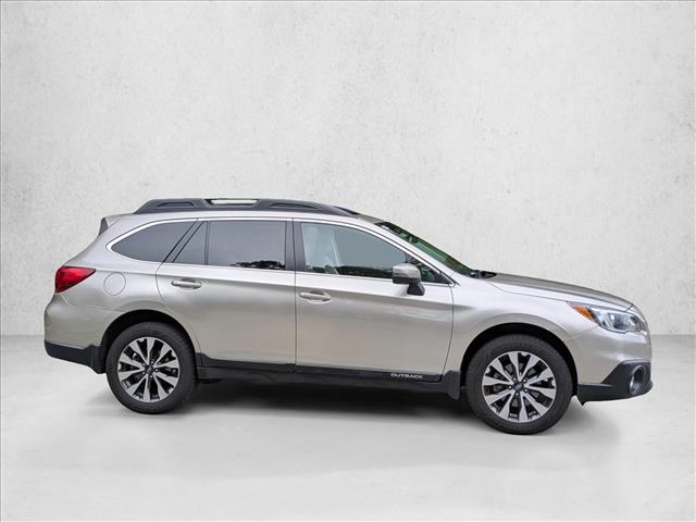 2017 Subaru Outback Limited photo 3
