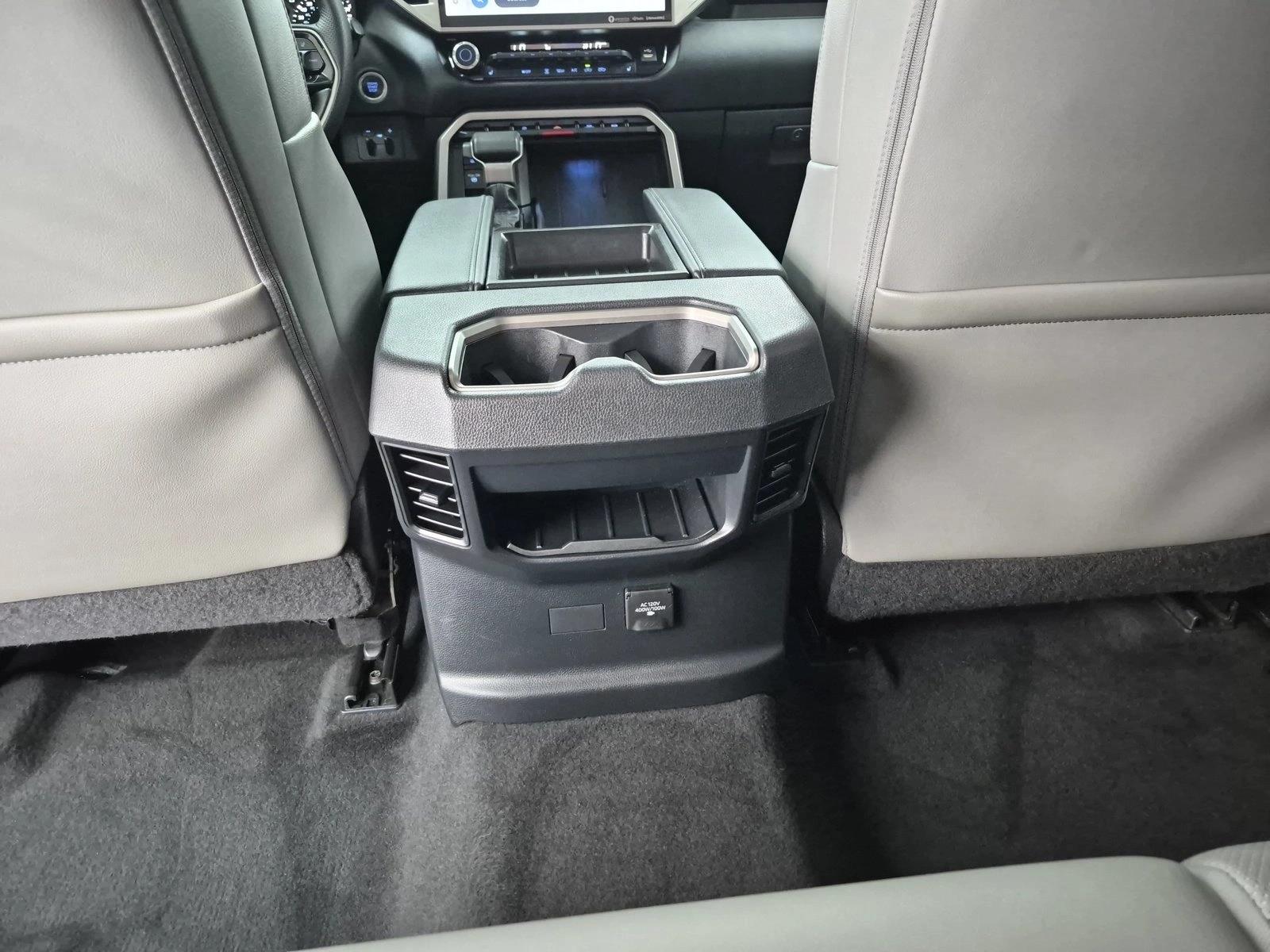 2022 Toyota Tundra SR5 - Photo 18